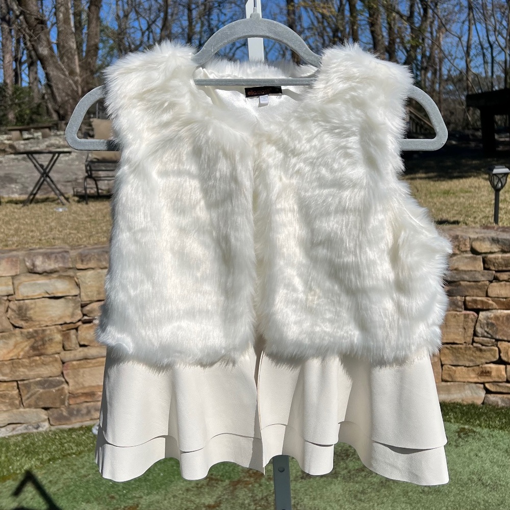 Ella Moss Winter White Faux Fur and Vegan Leather Peplum Lined Swing Vest